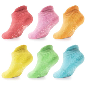 Prémium Csúszásmentes Baba és Gyerek Bokazokni Szett – Párnázott Sarokvédelemmel - BShopy