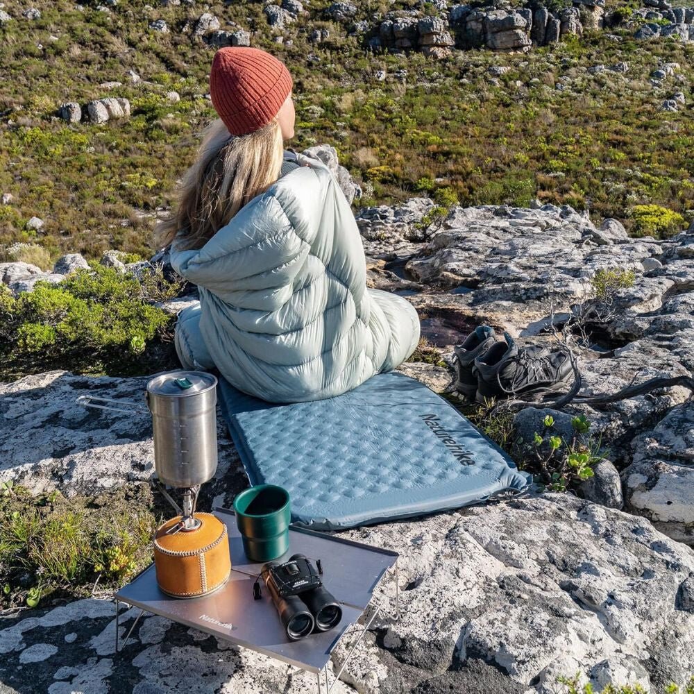 Naturehike Könnyen Felfújható Kempingmatrac – 3,5 cm Vastag, Ultrakönnyű (490 g), Múmia Forma, Szürkéskék - BShopy810165100374_4